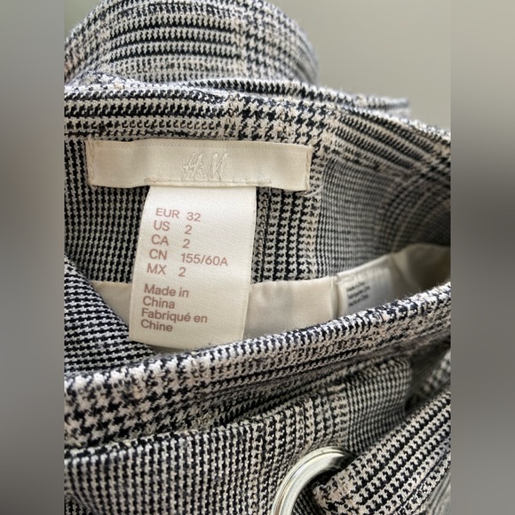 H&M skirt size 2 - Picture 4 of 4